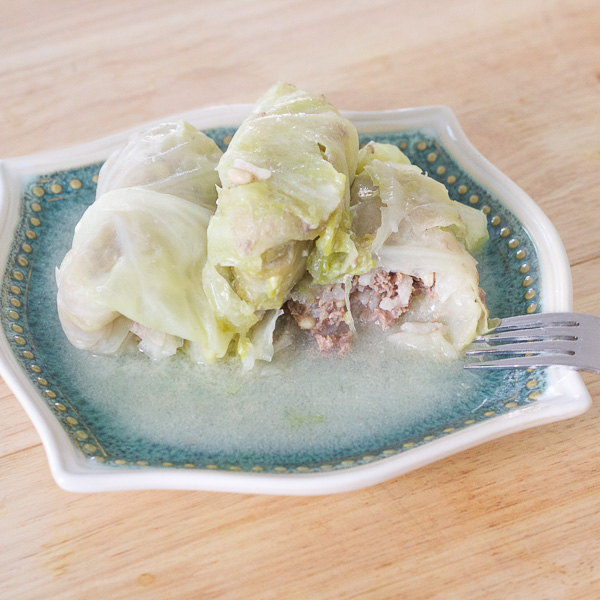 Greek stuffed cabbage rolls