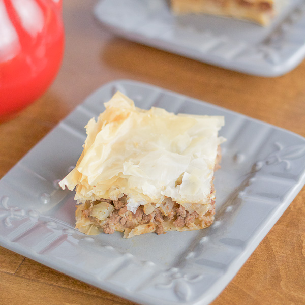 Greek meat pie recipe with phyllo crust (kreatopita) - The Hungry