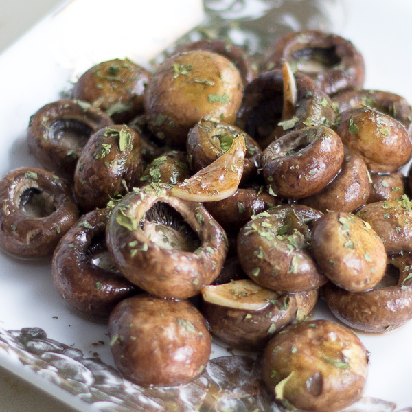 Garlic Sauteed Mushrooms with Lemon is a perfect side dish. You can also use it as a zesty salad topper.