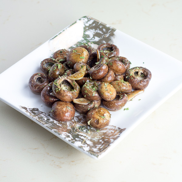 Garlic Sautéed Mushrooms with Lemon is a perfect side dish. You can also use it as a zesty salad topper.