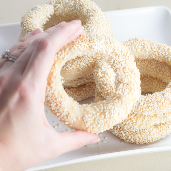 Koulouri are a simple and delicious breakfast item found around Greece. They are bread rings covered with sesame seeds