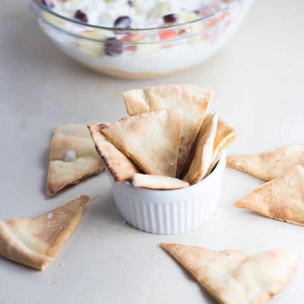 Homemade pita chips recipe | A simple and easy way to enjoy a healthy snack